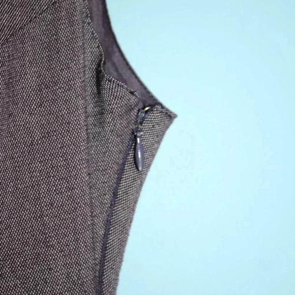 Gap Fitted Sleeveless Dress with Pockets Side Zipper Size 2 - Picture 6 of 14